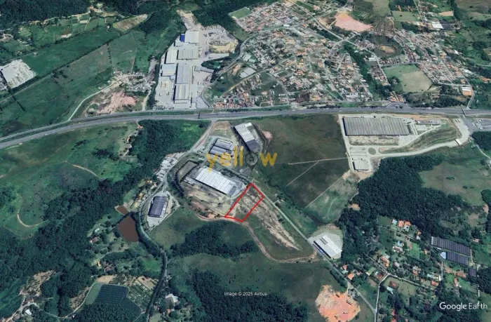 Área Industrial à Venda em Guararema - 12.000m² no Parque Agrinco