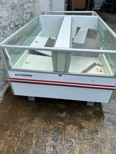 Expositor ilha para congelados sem máquina