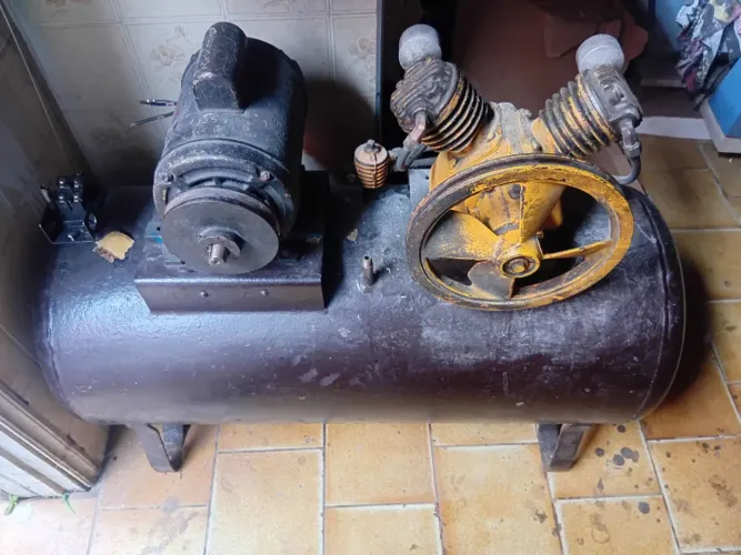 COMPRESSOR DE AR CABEÇOTE DUPLO