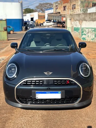 Mini Cooper S 2.0 Turbo 16V 3P Aut. 2025