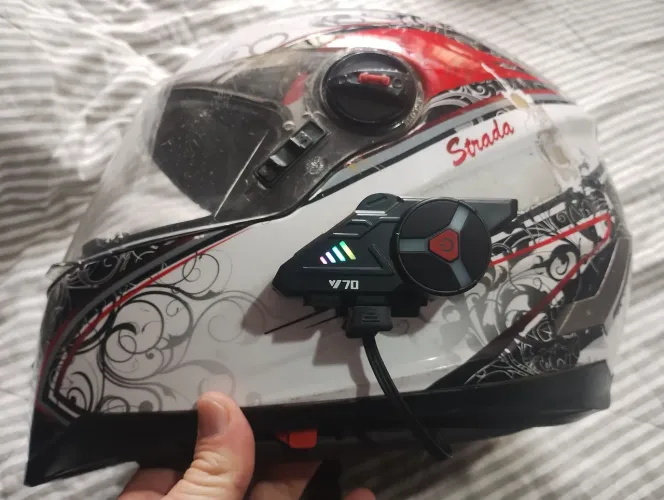 Capacete Helt feminino com bluetooth