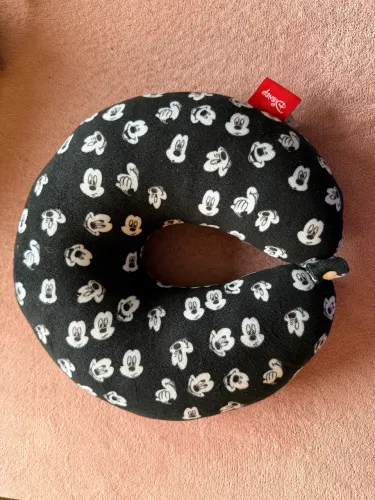 Almofada de pescoço da Disney