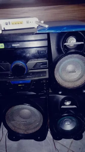 Vendo som Philips antigo está funcionando porém que precisa fazer uns reparos