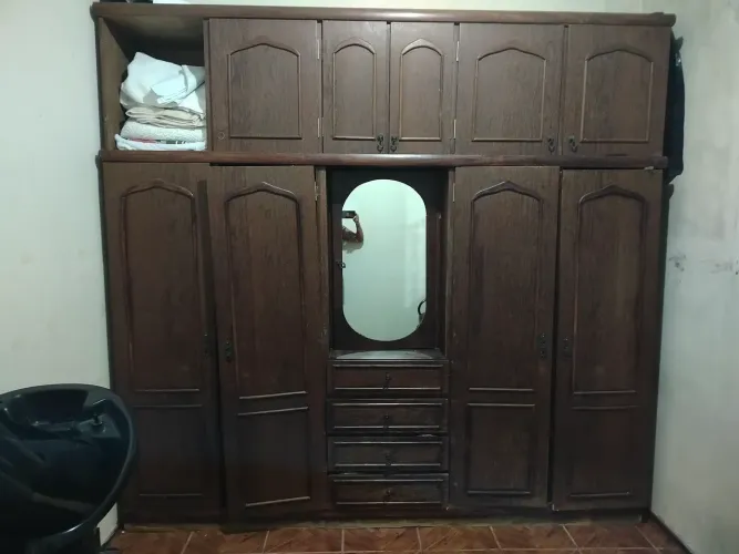 Oportunidade Guarda Roupa Sucupira.De Casal.
