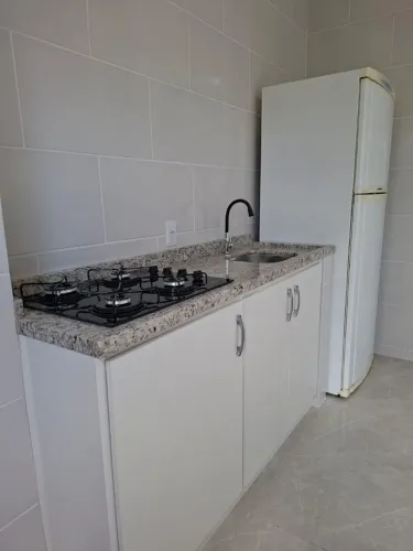 KITNET SEMI-MOBILIADA PARA ALUGAR - FLORIANÓPOLIS