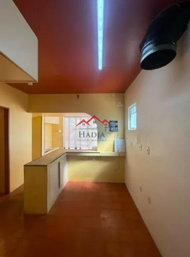 Salão Comercial para Alugar na Rua do Retiro em Jundiaí | 31,24 m² + Varanda e 2 Vagas
