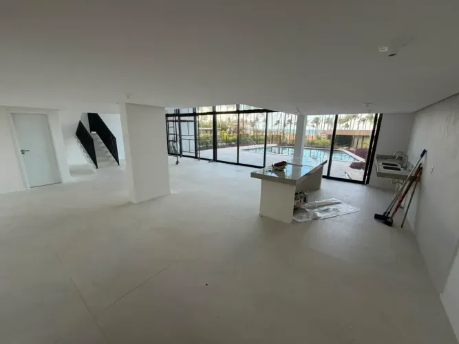 Apartamento com piscina privativa e 4 suítes na Reserva do Paiva | 316m2 | Pé direito dupl