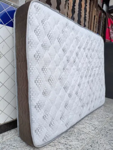 Colchão casal ortobom de espuma, muito bom Aceito cartão e entrego 
