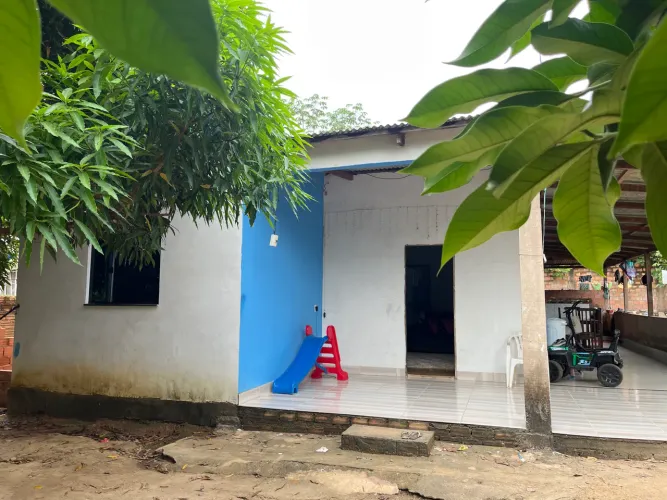 Vendo ou troco casa