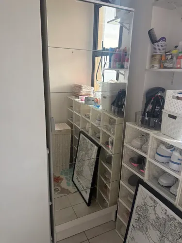 SAPATEIRA DE VIDRO BRANCA ARMÁRIO