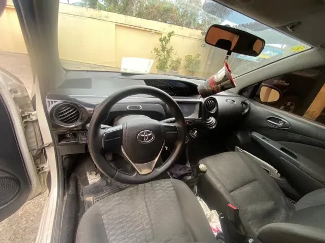 Toyota Etios X Sedan 1.5 Flex 16V 4P Mec. 2016