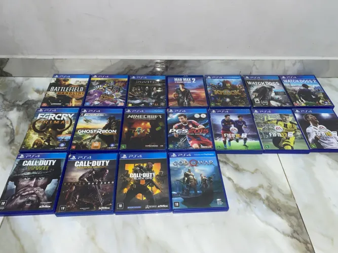 Jogos PS4 ( Vendo lote ou 3 unidades)