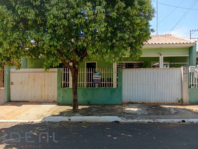 Casa a venda no bairro Jardim Ipiranga - Floresta/PR