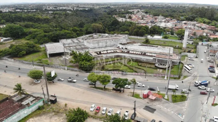 Área na Via Expressa - Avenida Menino Marcelo
