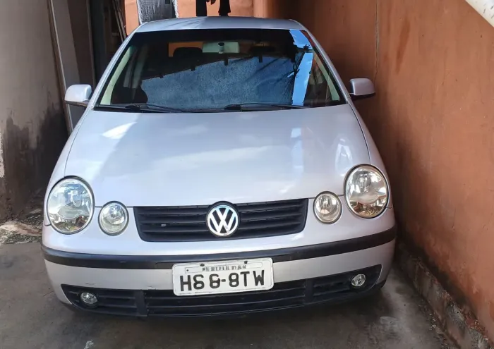 Volkswagen Polo Sedan 1.6 MI Total Flex 8V 4P 2005