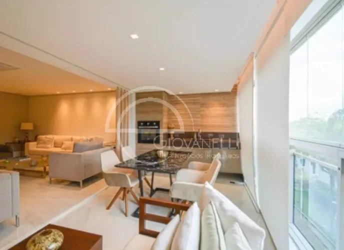 Aluguel de apartamento de luxo na Barra da Tijuca, Rio de Janeiro - 4 quartos, 4 suítes, 5