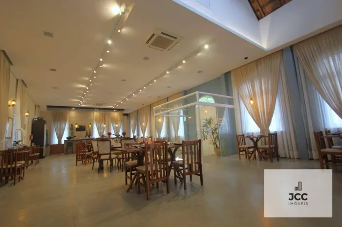 Loja para alugar, 238 m² por R$ 20.300,66/mês - Centro - Joinville/SC
