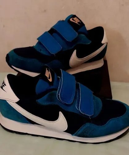 Tênis Nike Swoosh Infantil número 31 ORIGINAL