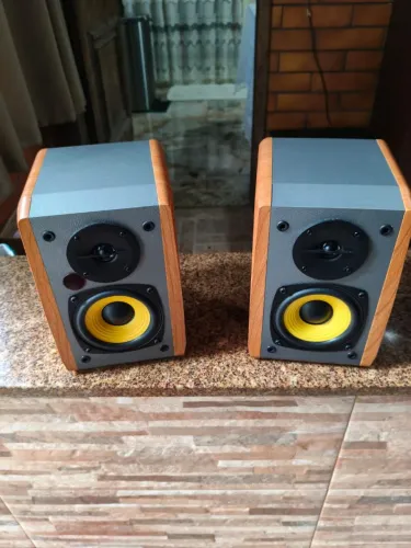 caixas edifier R1010BT