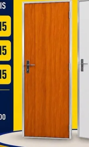 Porta em madeira