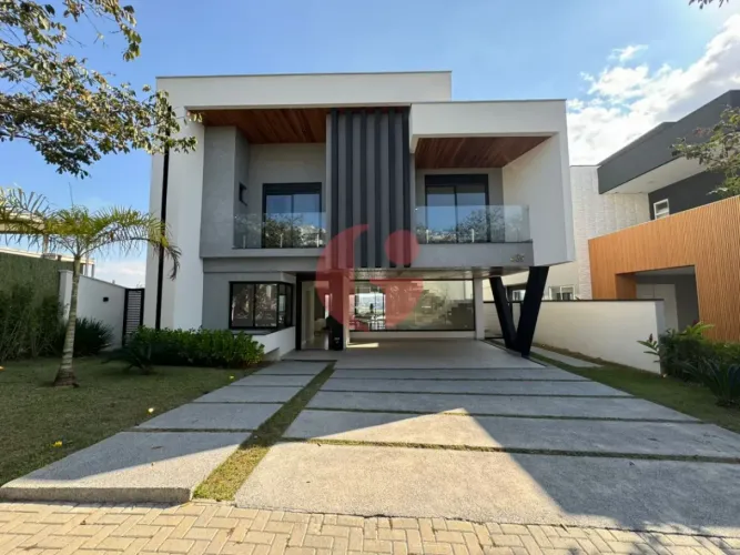 Sobrado em condomínio para venda e locação com 5 quartos (5 suítes) - 470m² no bairro Urba