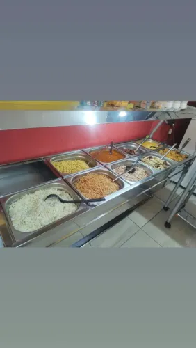 Restaurante no início