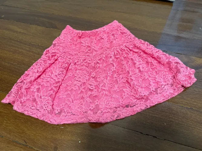 Saia Infantil Zara Girls Rosa de Renda Tam. 7-8 Anos - Nova com Etiqueta