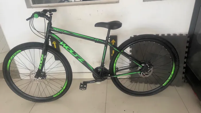 Bicicleta Mountain Bike Woltz Aro 26 Steel 18 Marchas Freio V-Brake