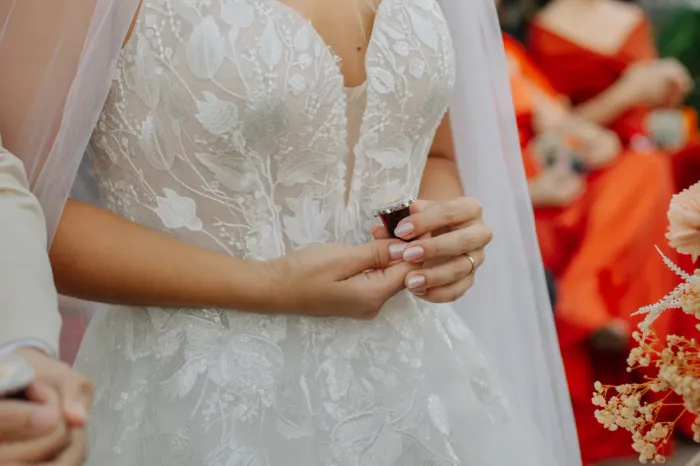 Vendo lindo vestido de noiva 