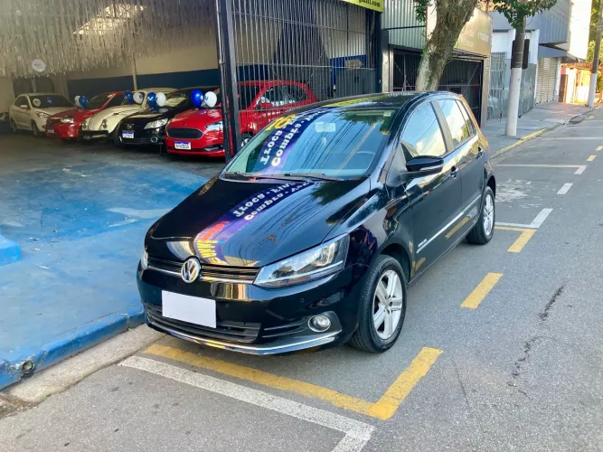 Volkswagen Fox Highline 1.6 Flex 16V 5P 2016