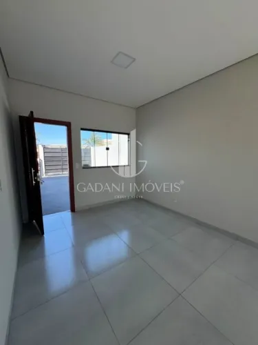 casa com 3 dormitórios sendo 1 suíte a venda no Residencial Buritis em Sinop-MT