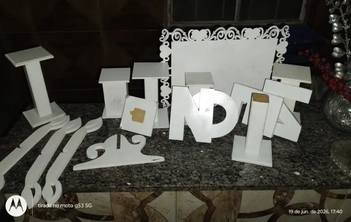 Peças decorativas para festas.