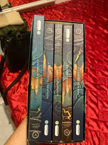Box Percy Jackson