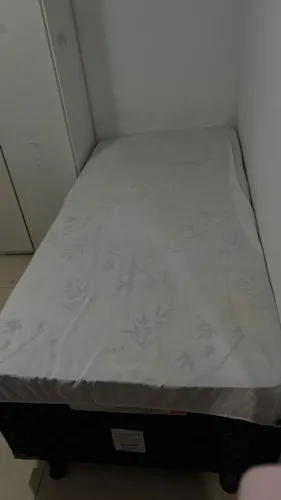 Cama solteiro com baú