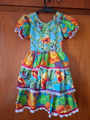 Vestido junino tamanho 8