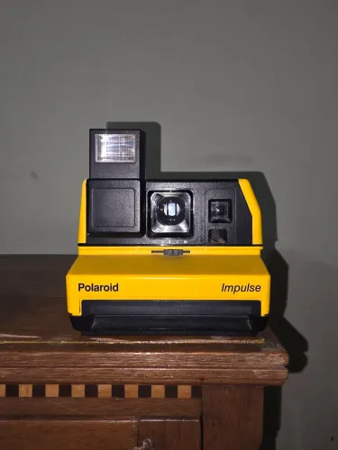 Câmera Polaroid impulse . Item muito conservado