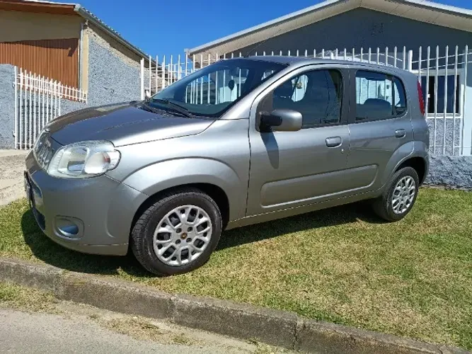 Fiat Uno Vivace Celeb. 1.0 EVO F.flex 8V 5P 2013
