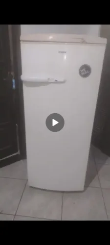 Geladeira Consul degelo seco