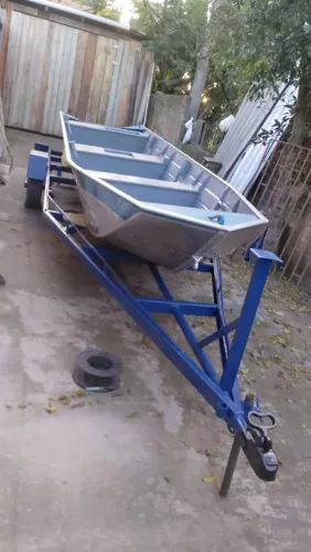 Kit barco, motor e reboque