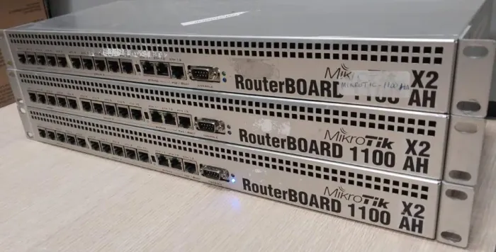 Mikrotik RouterBoard 1100 X2 AH