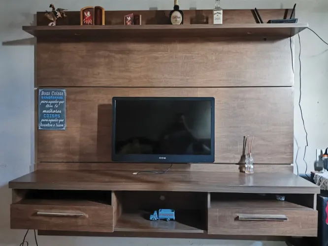 Vende-se rack para sala ou quarto