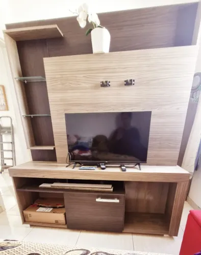Estante para sala de estar