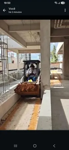 Mini carregadeira S70 bob cat excelente para locais apertados ano 2018