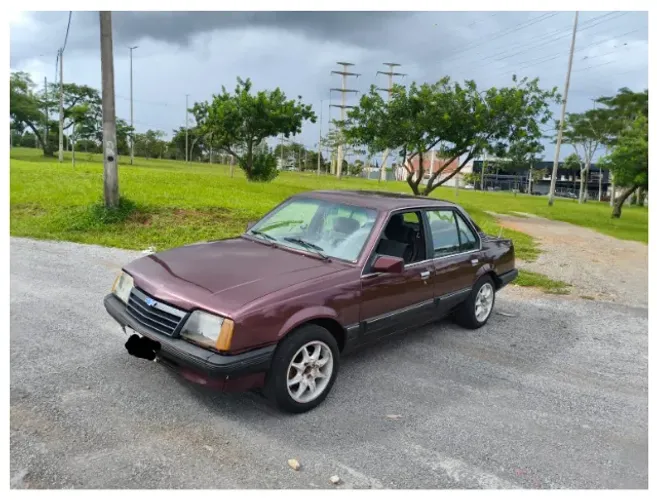 Chevrolet Monza GL 1.8 Efi/ SL/ L/ 650/barc. 2e4p 1990
