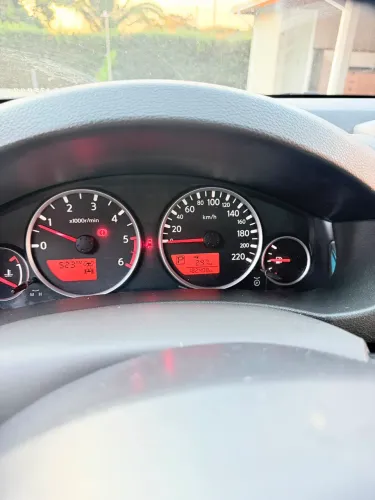 Nissan Frontier SL CD 4X4 2.5tb Diesel AUT 2014