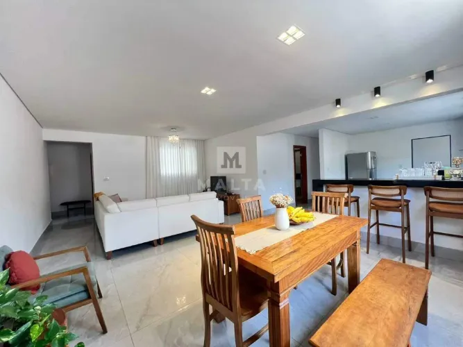 Apartamento luxo, 03 quartos, 02 suítes e 03 vagas à venda no Diamante.