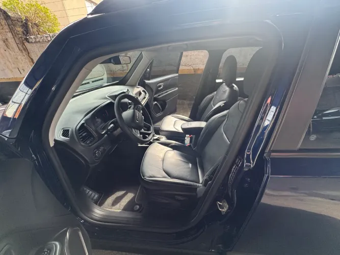 Jeep Renegade Long. T270 1.3 TB 4X2 Flex Aut. 2023