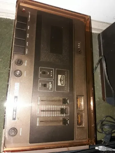 Toca Fita AKAI GXC-40  AMPLIFICADO 