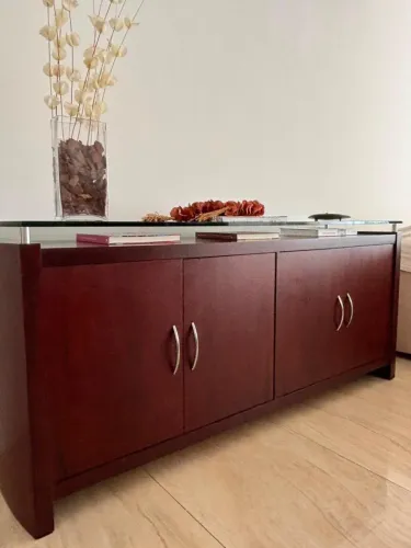 Buffet madeira tampo vidro moderno luxo