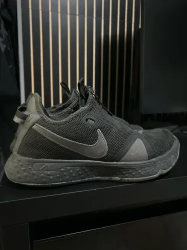 Tênis Nike PG 04 Basquete